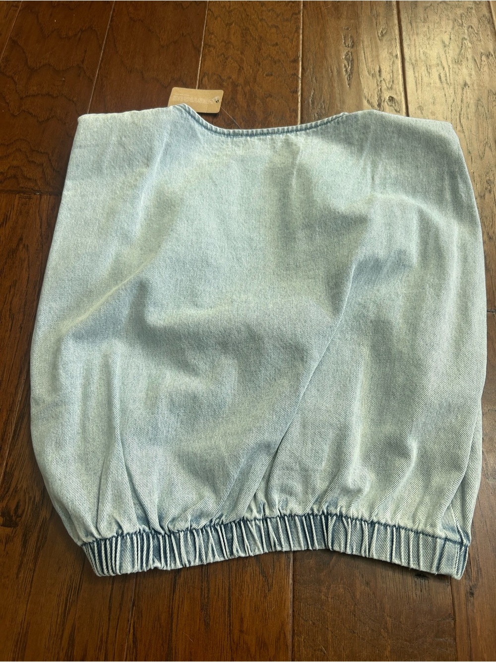 Vestique Light Wash Denim Pullover Top - Picture 2 of 5